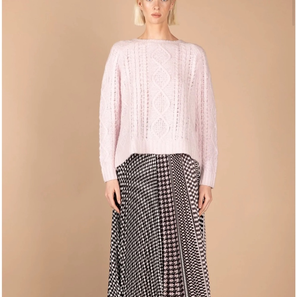 LE SUPERBE Bridget Backless Sweater with Bow Tie - Picture 9 of 10